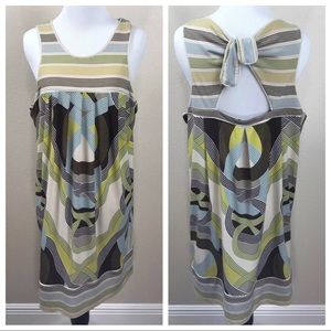 💐BCBG Maxazria Large Geometric Shift Mini Dress